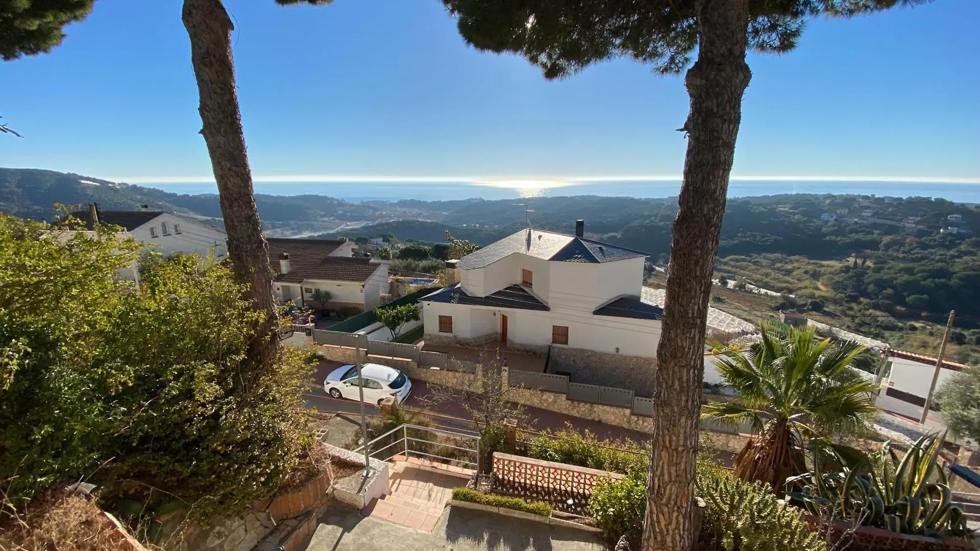 Villa Catalina - Vistamar contacts